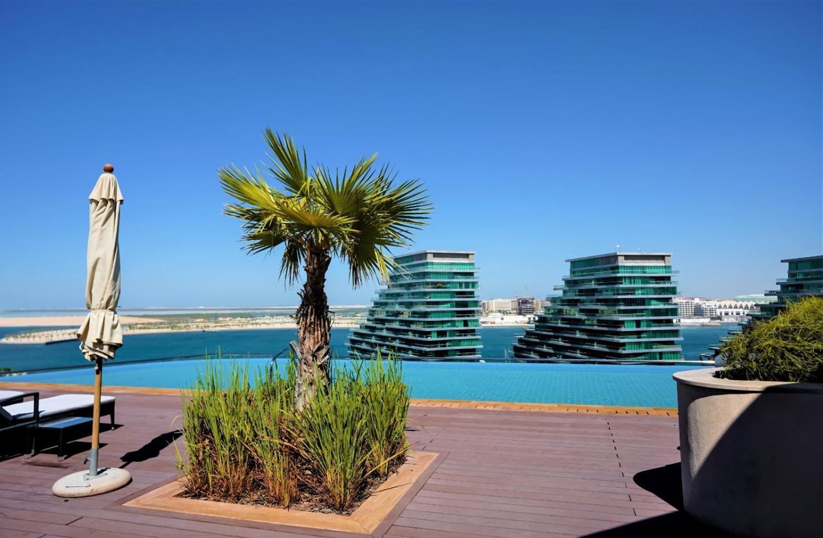Voyage 5 Star Al Hadeel Sunset Sea View Appartement