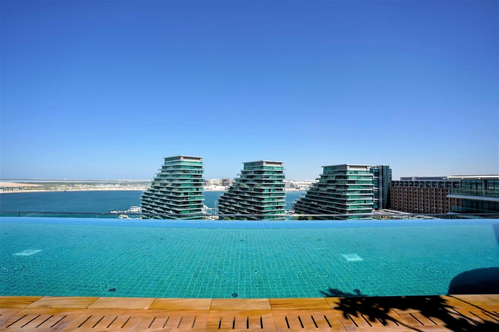 Voyage 5 Star Al Hadeel Sunset Sea View Appartement